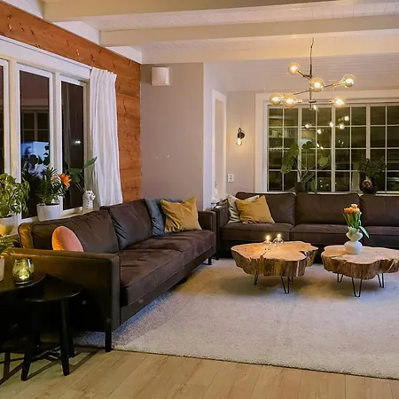 Renovated 1918 House By The Sea In * Sandeid