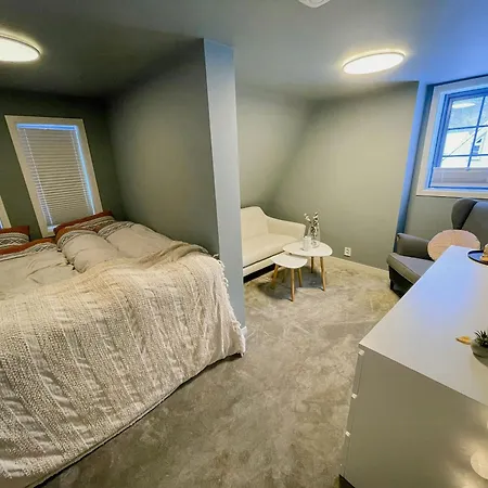 Renovated 1918 House By The Sea In *