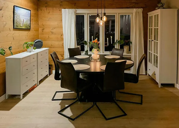 펜션 Renovated 1918 House By The Sea In