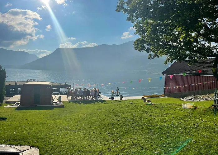 Renovated 1918 House By The Sea In * Sandeid